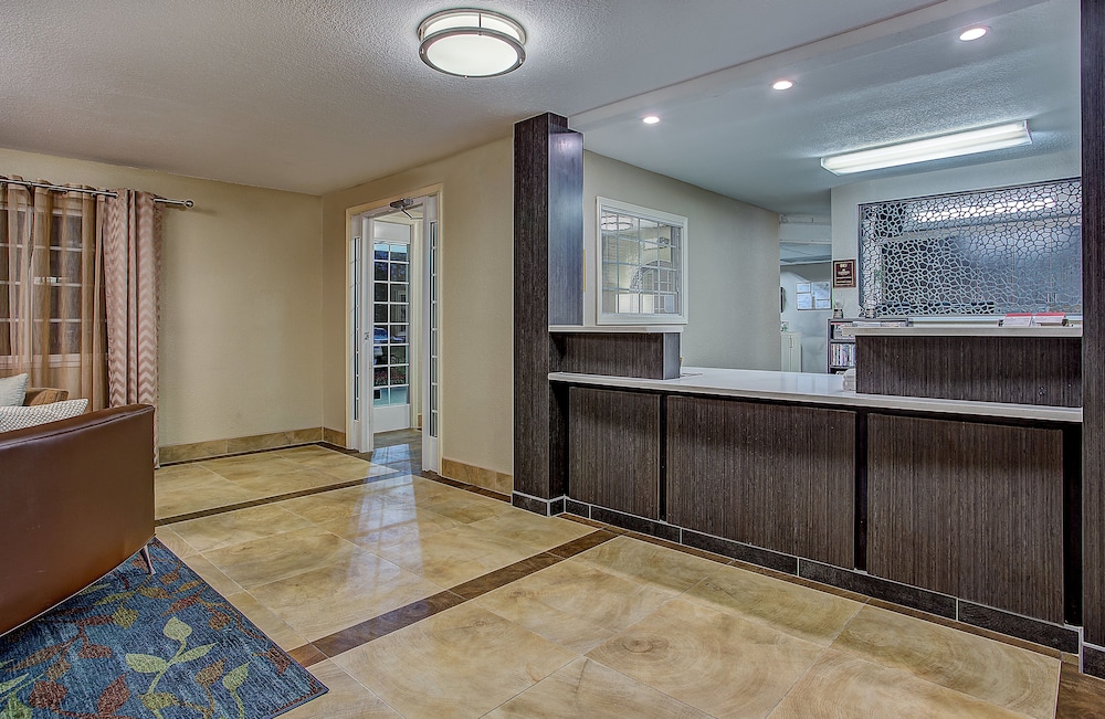 Candlewood Suites Louisville Airport by IHG - photo 34