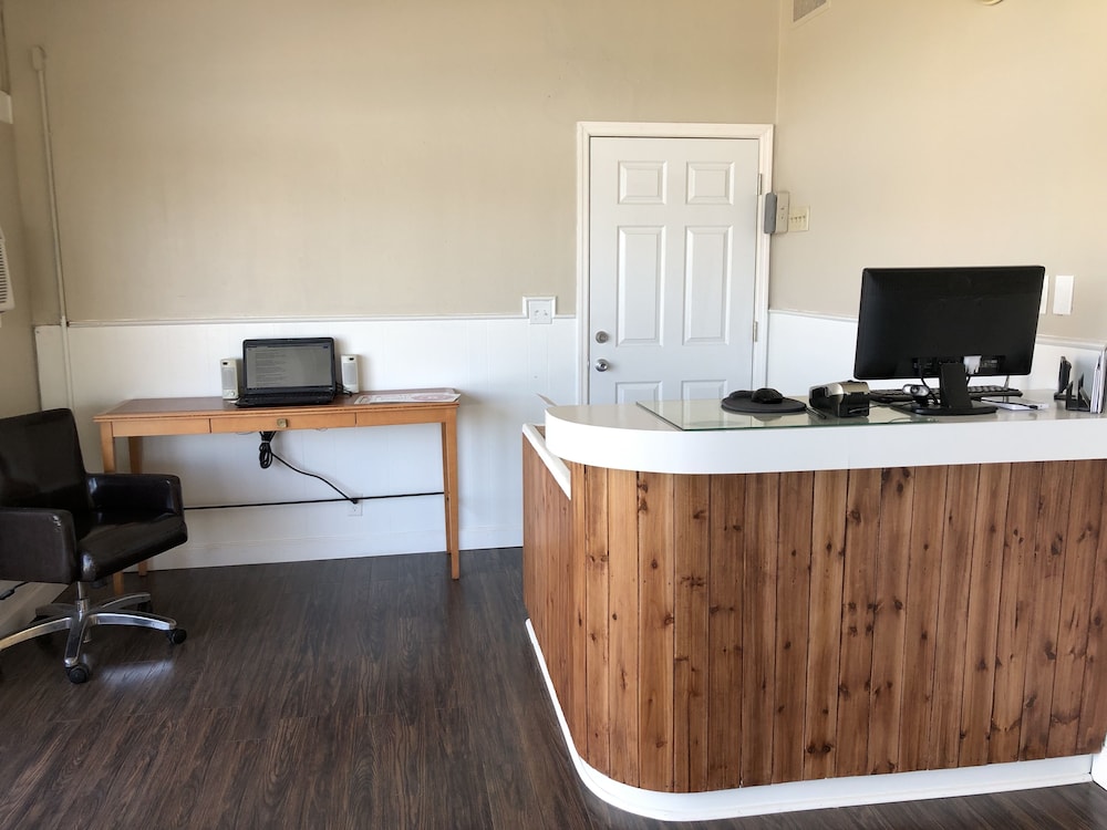 Ocala Cove Motel - photo 4