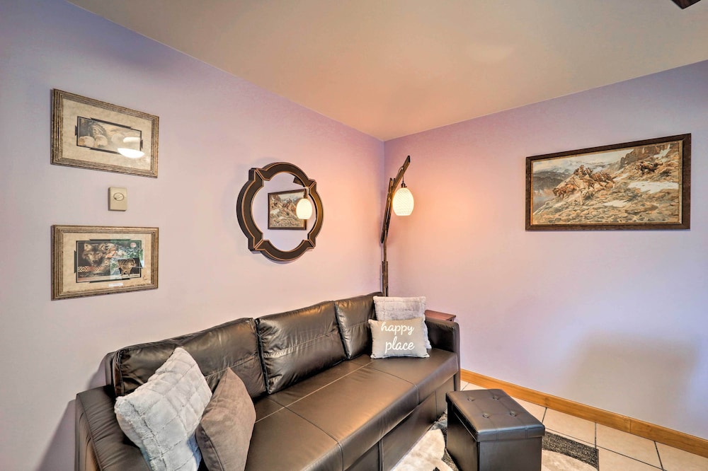 Steps to Beech Mountain Resort: Cozy Getaway - photo 3