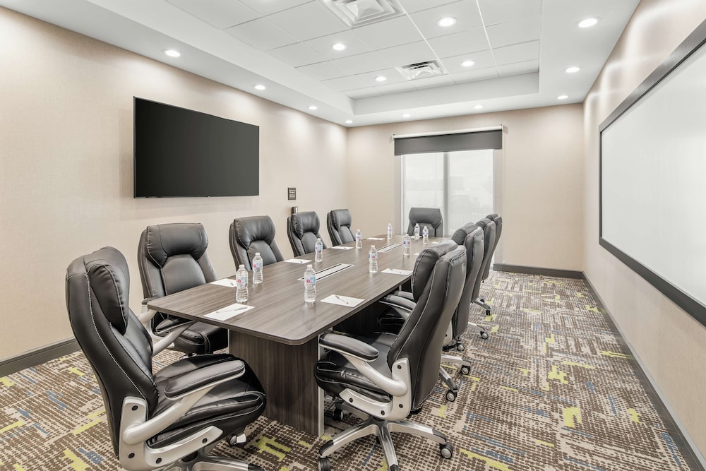 Hampton Inn Odessa Trinity - photo 30