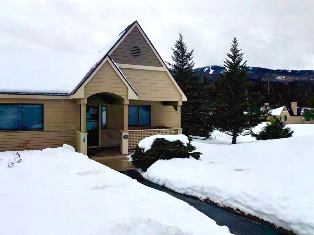 F3 Fairway Village Condo with great mountain views 8 minute walk from Omni Mount Washington Hotel - photo 20