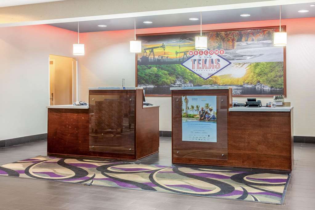 La Quinta Inn & Suites by Wyndham Luling - photo 6