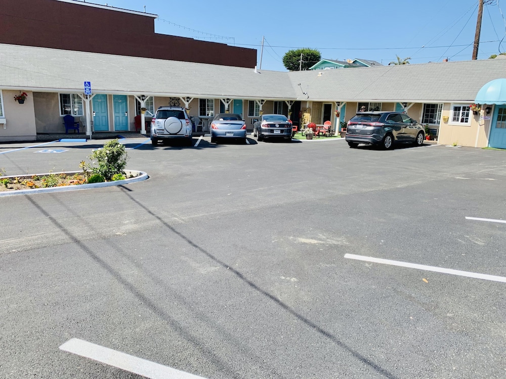 Central Coast Inn - photo 28
