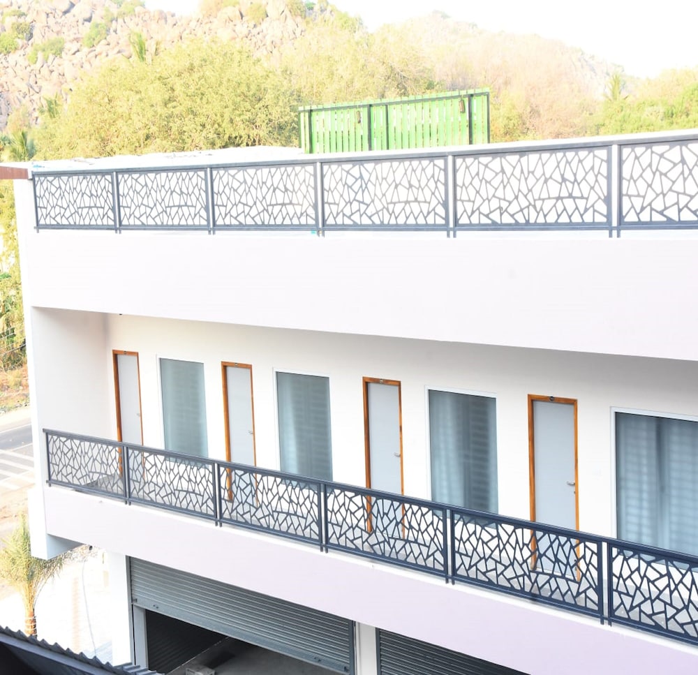 Maurya Residency - last minute hotel in Gingee