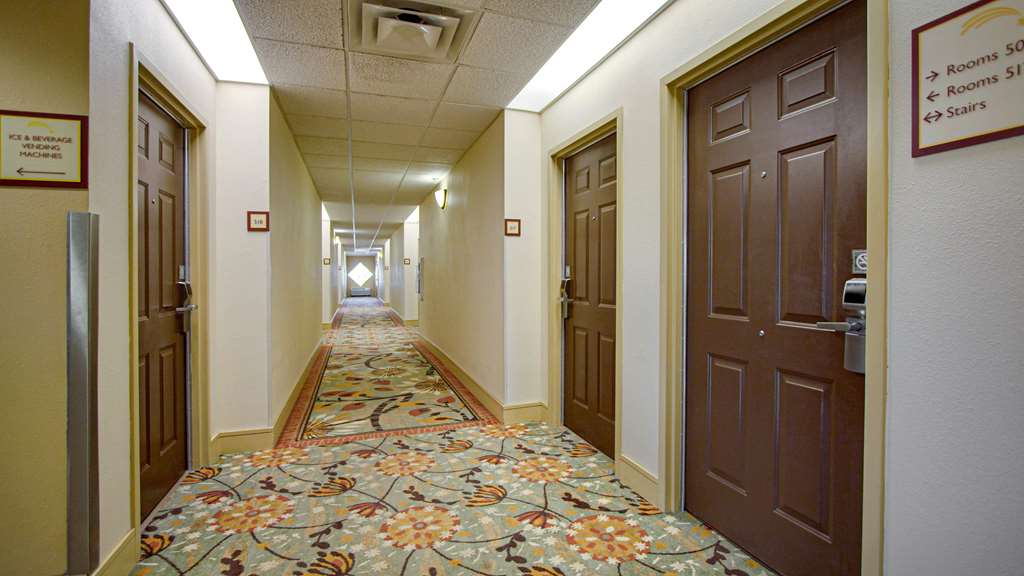 Galleria Palms Hotel - photo 47