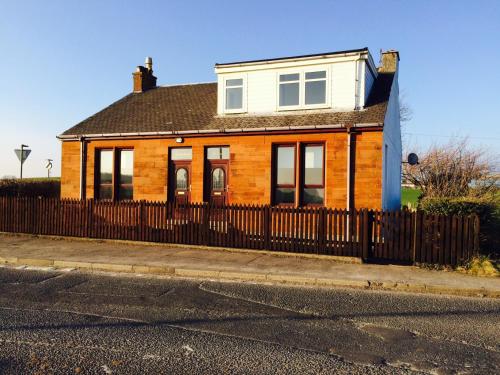 Ayrshire cottage — 4-Star Luxury Hotel in Kilmarnock, United Kingdom