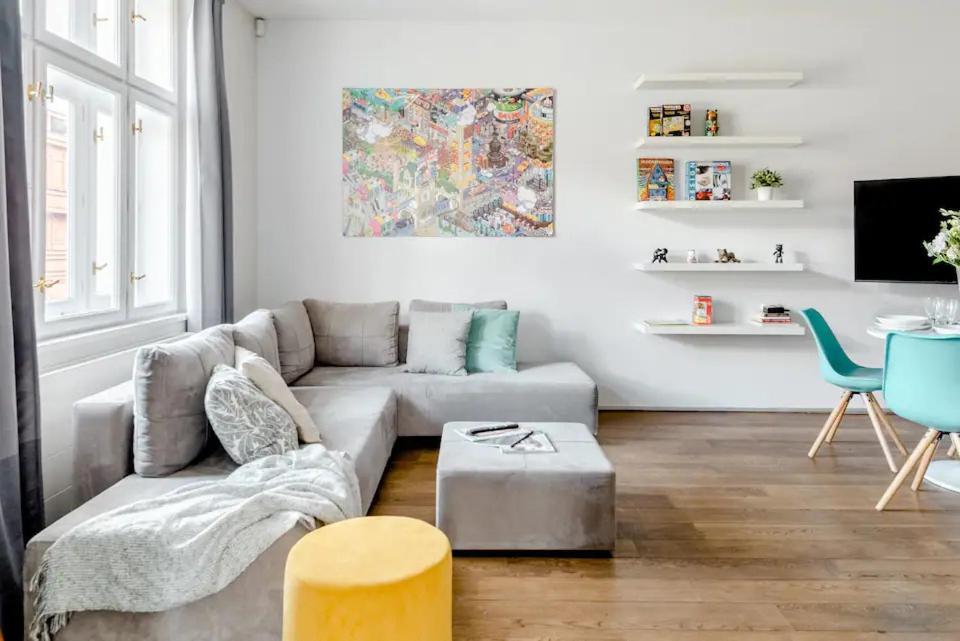 Prague Days One bedroom Apartment with Workspace and iMac in Vinohrady — 4-Star Luxury Hotel in Prague, Czech Republic
