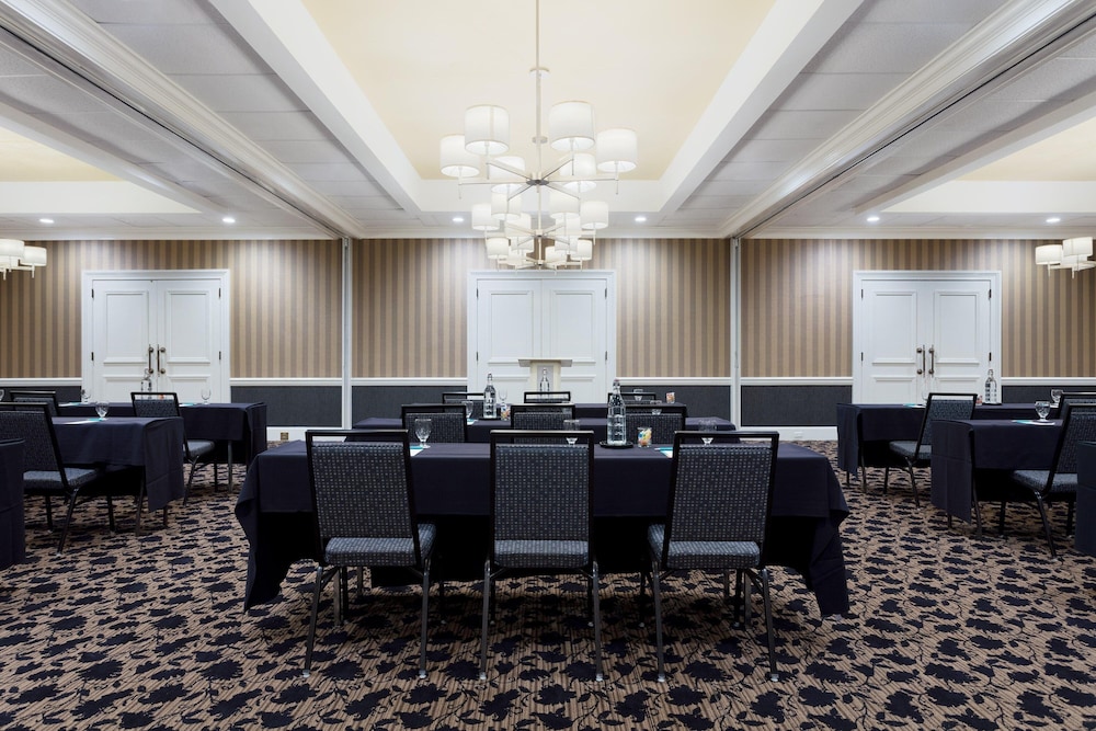 Sheraton Charlotte Hotel - photo 22