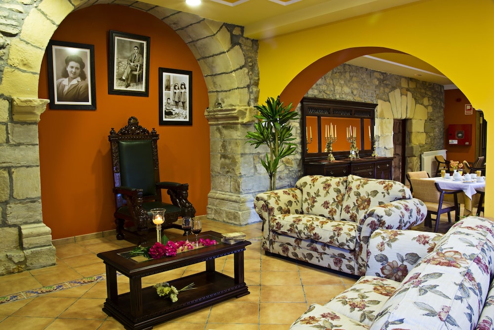 Casona Los Caballeros — Santillana — photo 2
