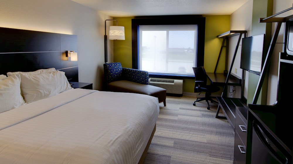 Holiday Inn Express & Suites Sioux Center by IHG - photo 8