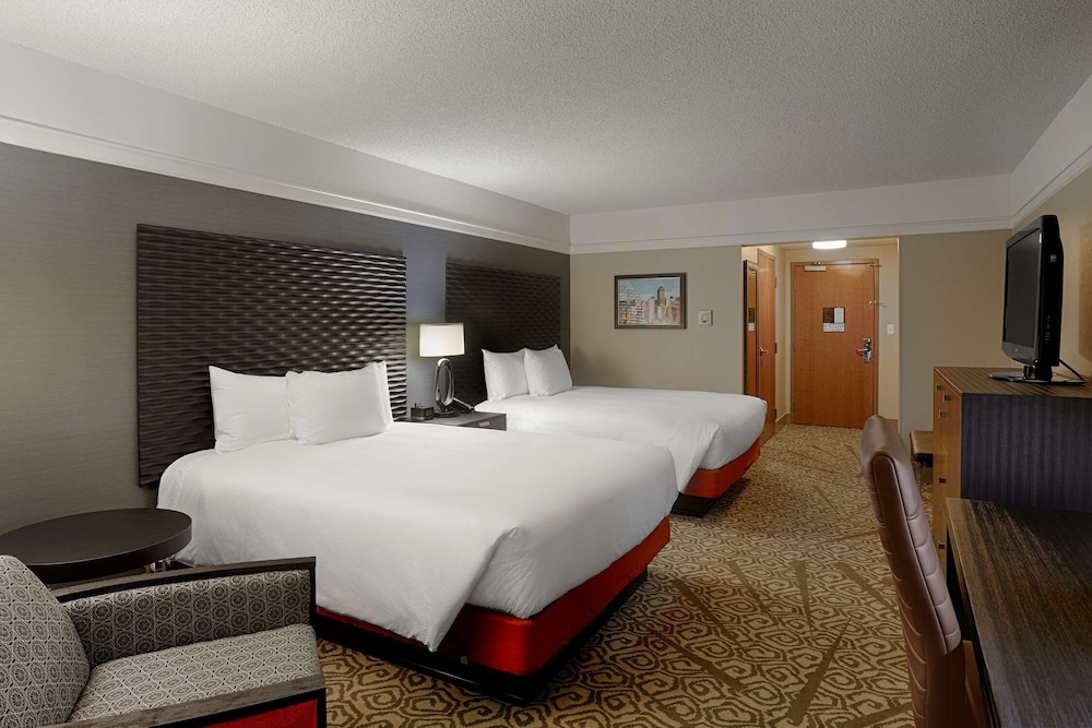 DoubleTree by Hilton San Francisco Airport North Bayfront - photo 10