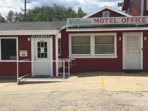 Pine View Motel - photo 11
