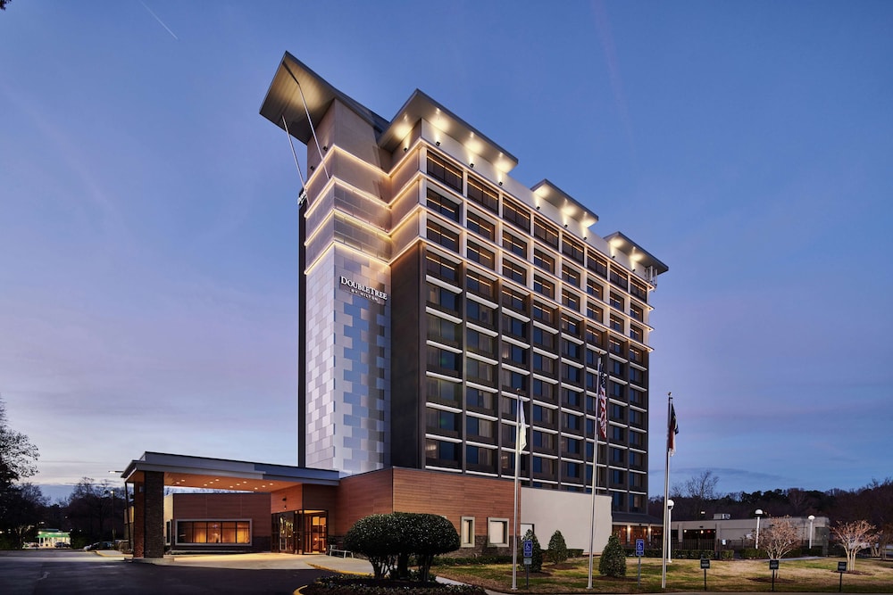 DoubleTree by Hilton Raleigh Crabtree Valley - photo 41