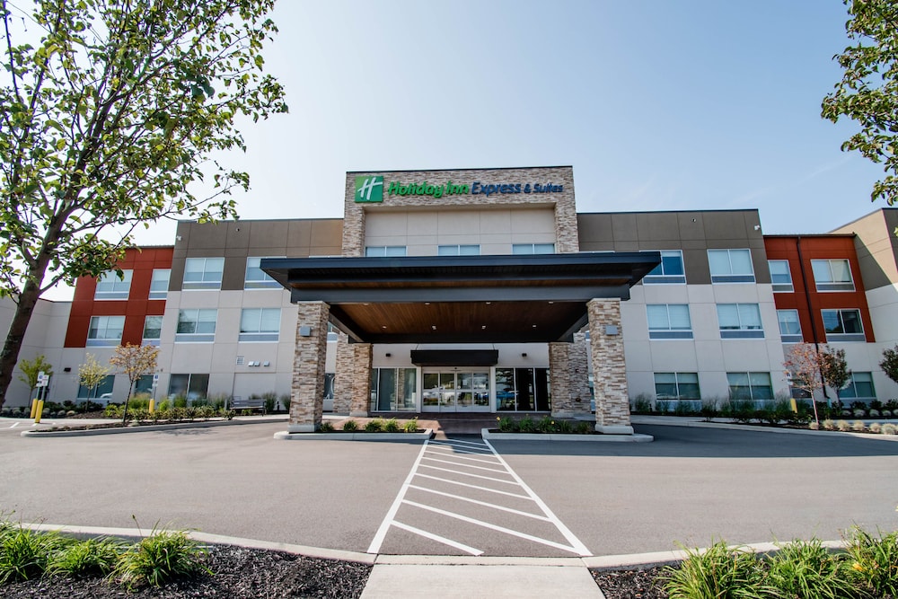 Holiday Inn Express & Suites Tonawanda Buffalo Area