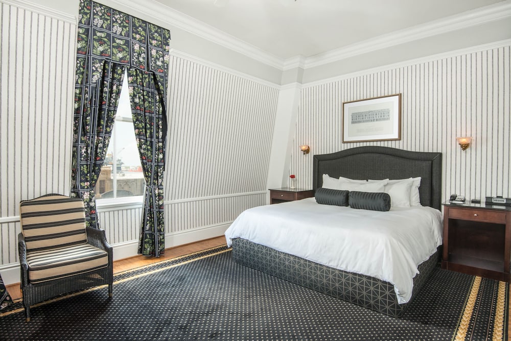 The Tremont House Galveston a Tribute Portfolio Hotel - photo 16