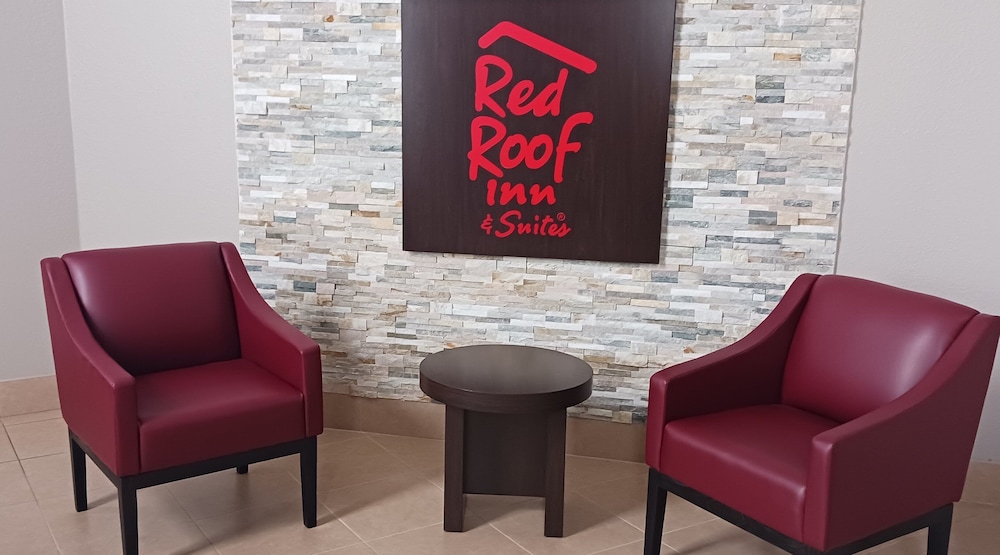 Richland Inn & Suites - photo 3