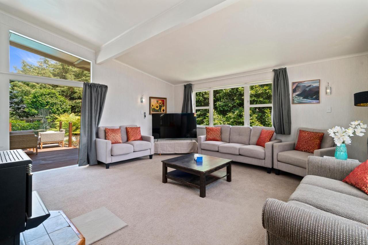 Pool House Springfield — 4-Star Luxury Hotel in Rotorua, New Zealand