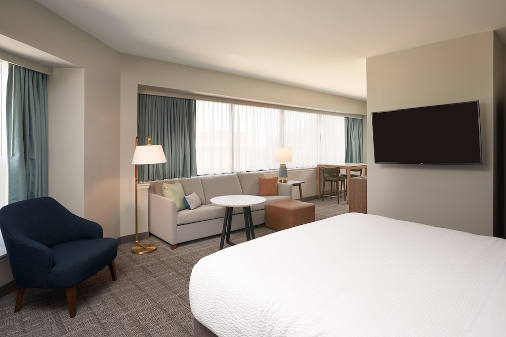 Staybridge Suites Wilmington Downtown by IHG - photo 8