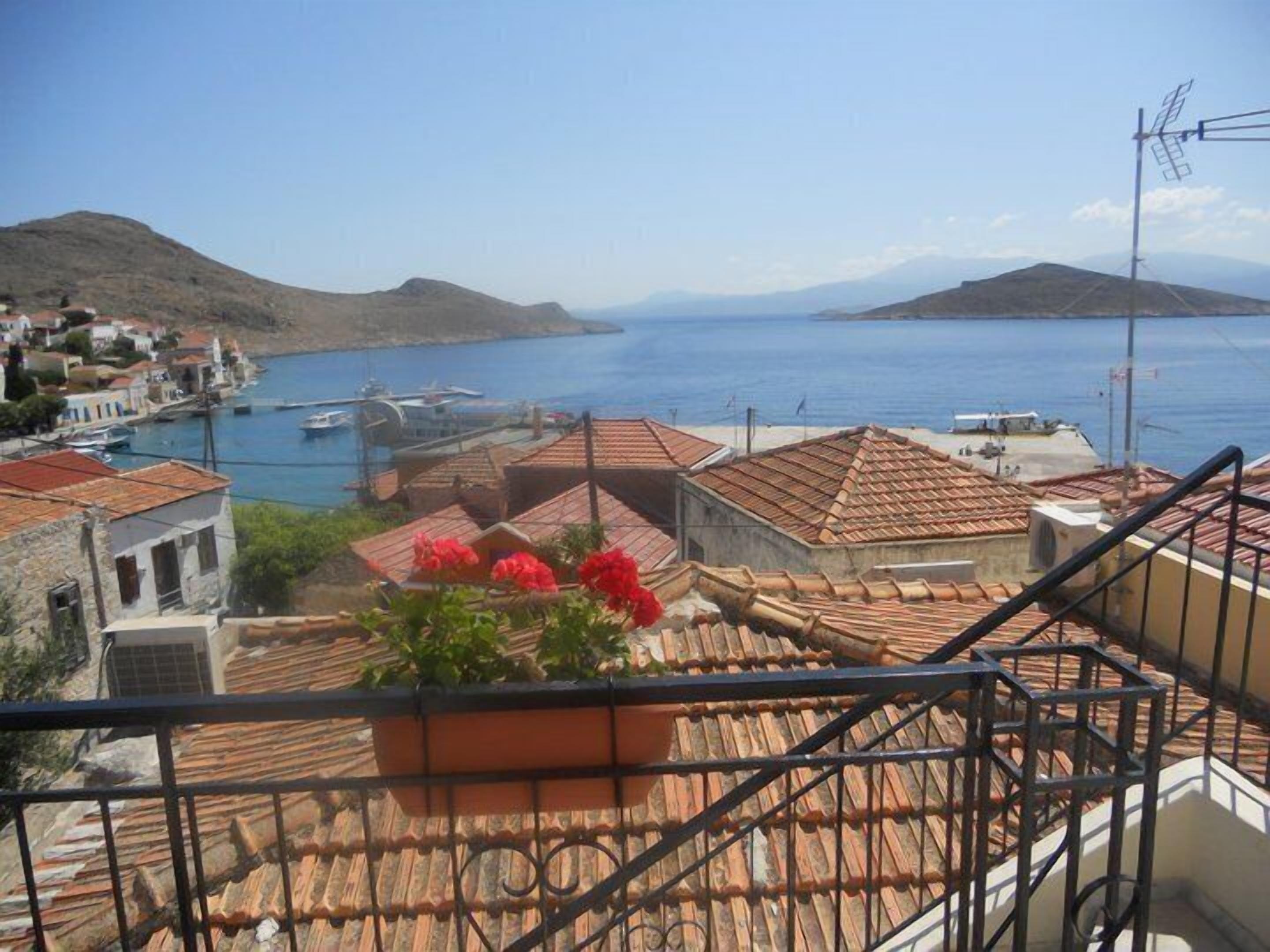 Villa Katingo — 4-Star Luxury Hotel in Chalki, Greece
