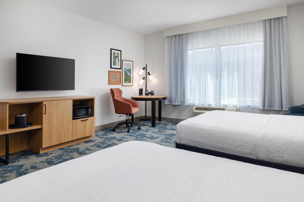 Hampton Inn Chattanooga West Lookout Mountain - photo 12