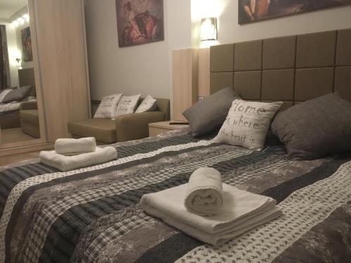 Artemis Luxury Apartment — 4-Star Luxury Hotel in Thessaloniki, Greece