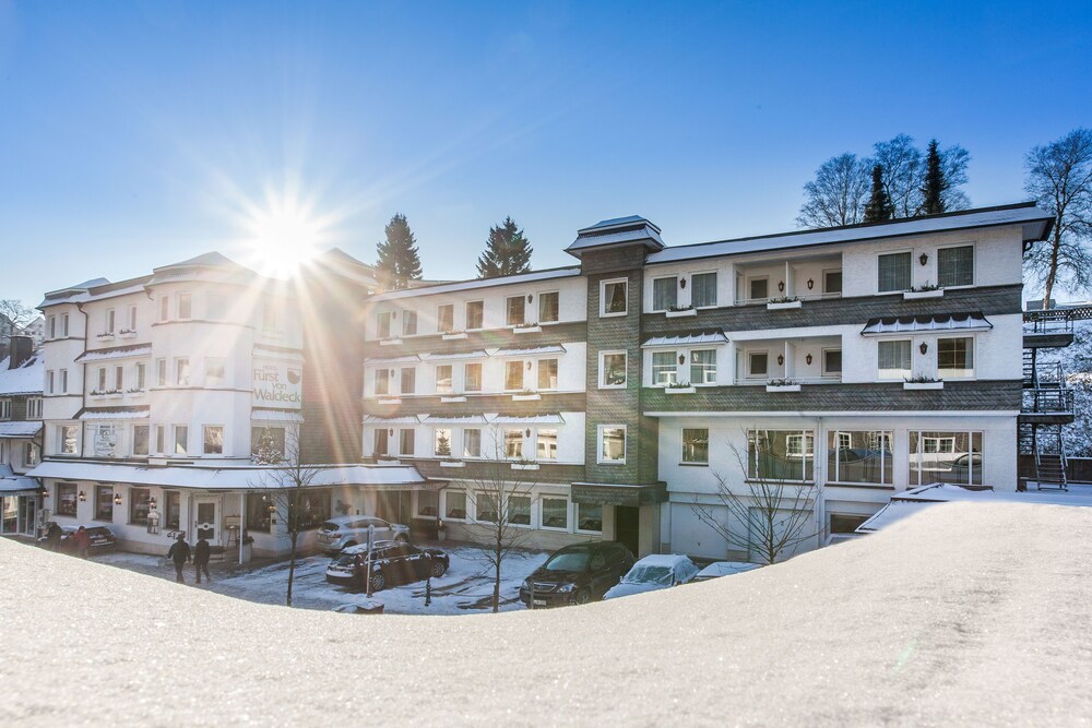 Hotel Garni Furst Von Waldeck — Willingen