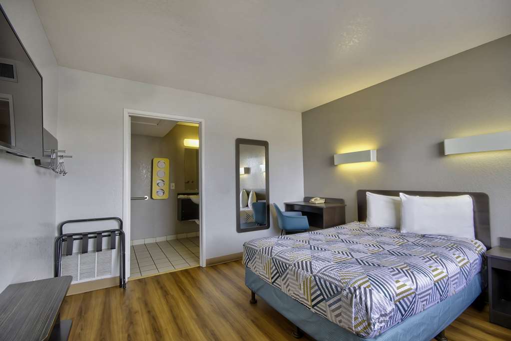 Motel 6 Farmington NM - photo 8