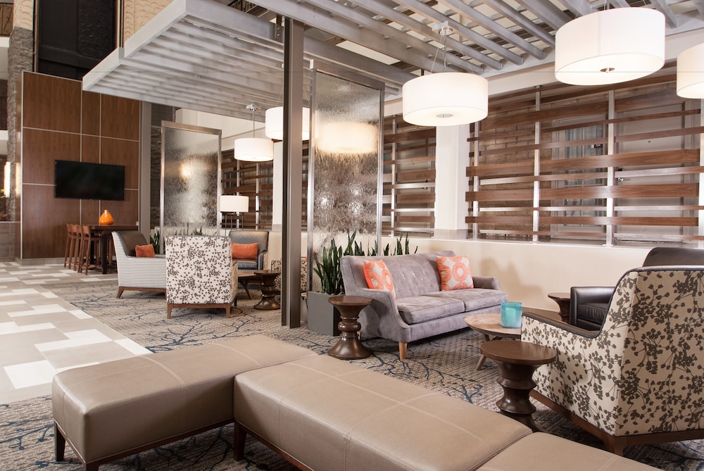 Embassy Suites by Hilton Bloomington Minneapolis - photo 2