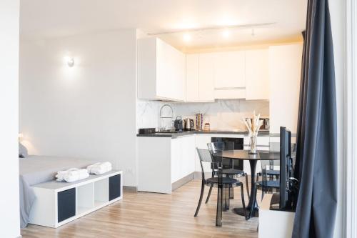 Attico Esclusivo Trastevere with Rooftop Terrace — 4-Star Luxury Hotel in Rome, Italy