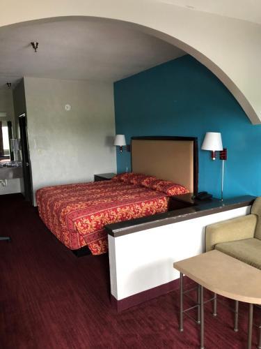 Mesquite Inn & Suites - photo 14