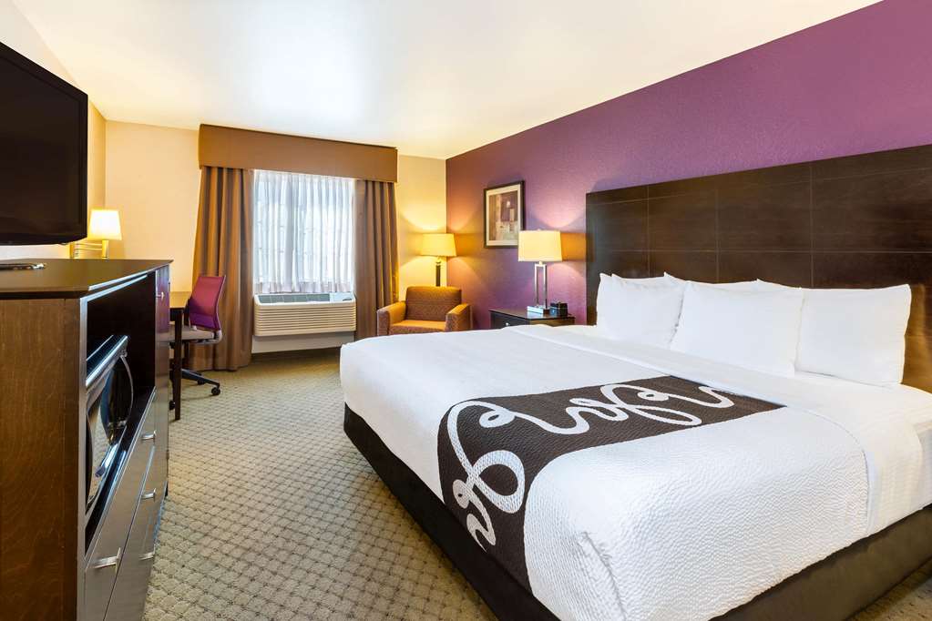 La Quinta Inn & Suites by Wyndham Spokane Valley - photo 17