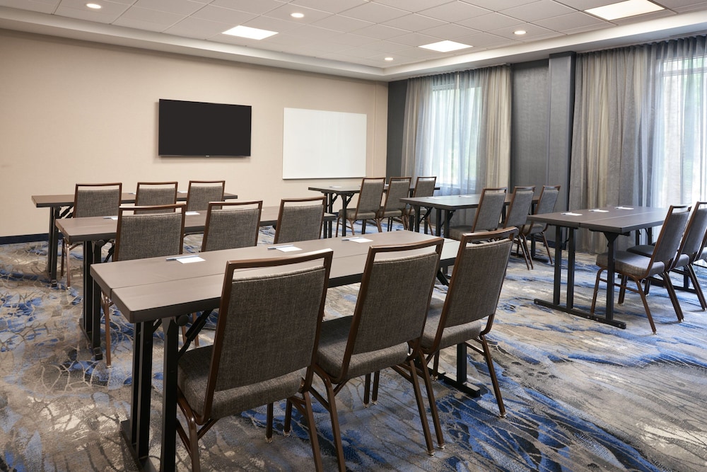 Fairfield by Marriott Inn & Suites Hardeeville I 95 - photo 31