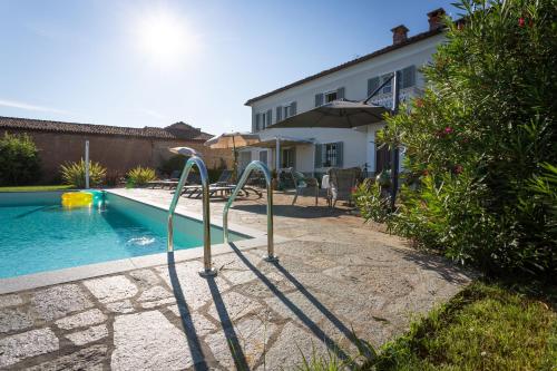 La Dolcevita — 4-Star Luxury Hotel in Mombercelli, Italy