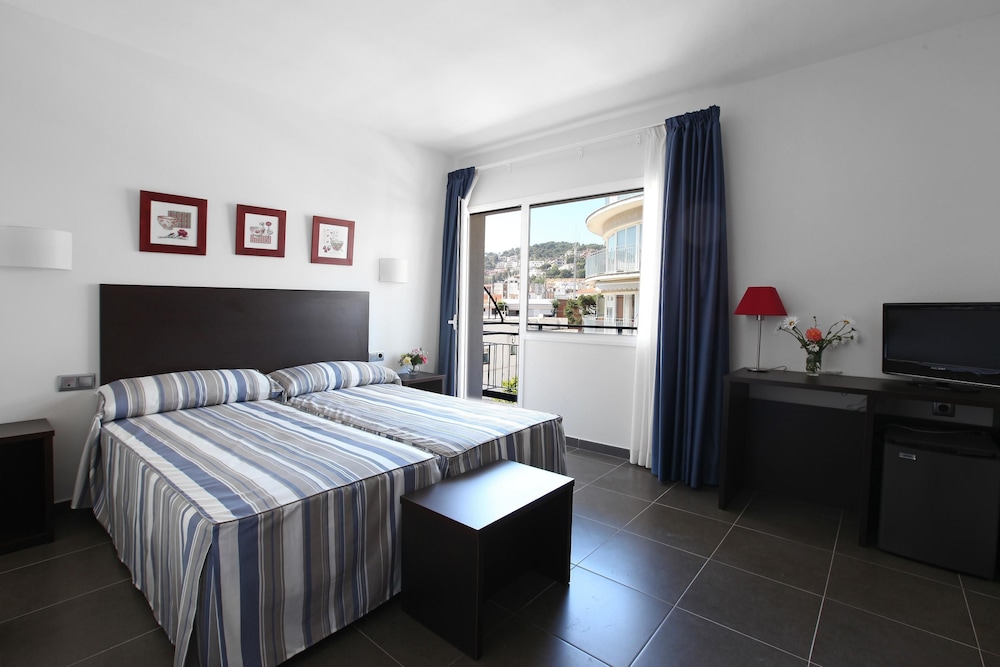 Hotel Marblau Tossa — Tossa De Mar — photo 2