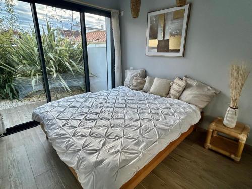 Cosy room - last minute hotel in Unknown City