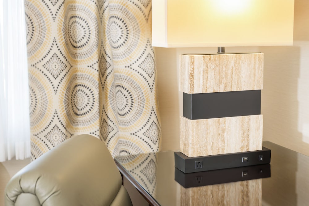 Ayres Suites Ontario at the Mills Mall Rancho Cucamonga - photo 11