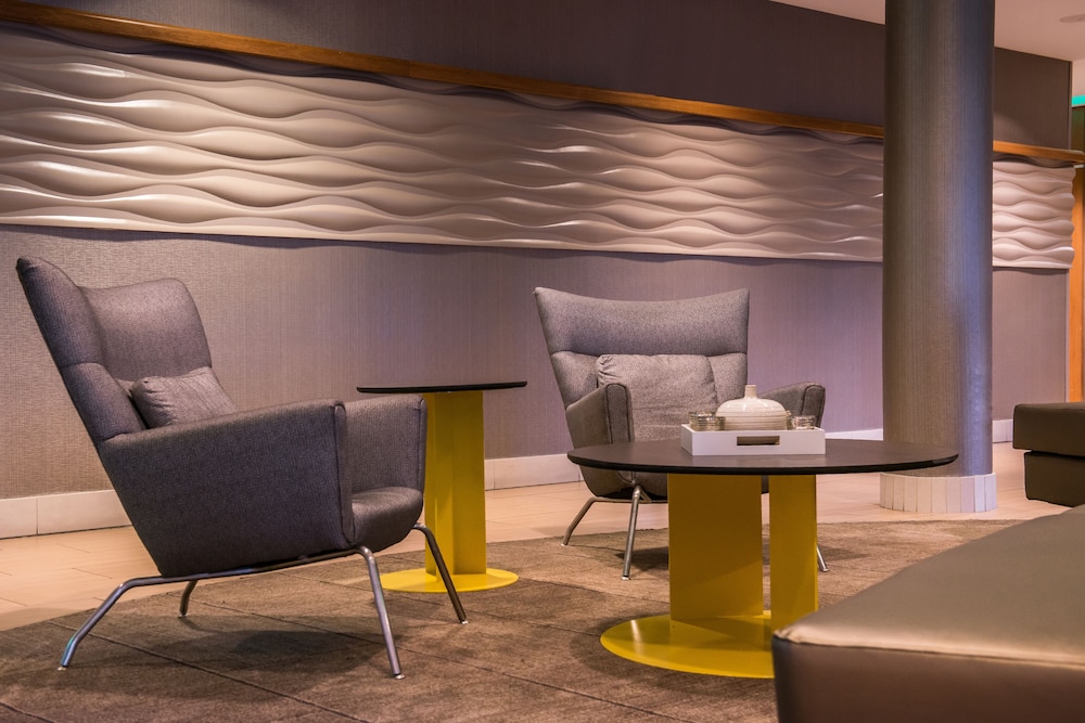 SpringHill Suites by Marriott Kingman Route 66 - photo 7