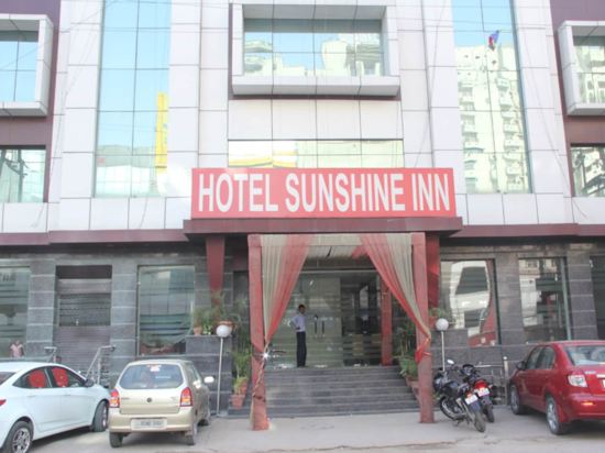 OYO 11629 Hotel Sunshine Inn — hotel in Dadri
