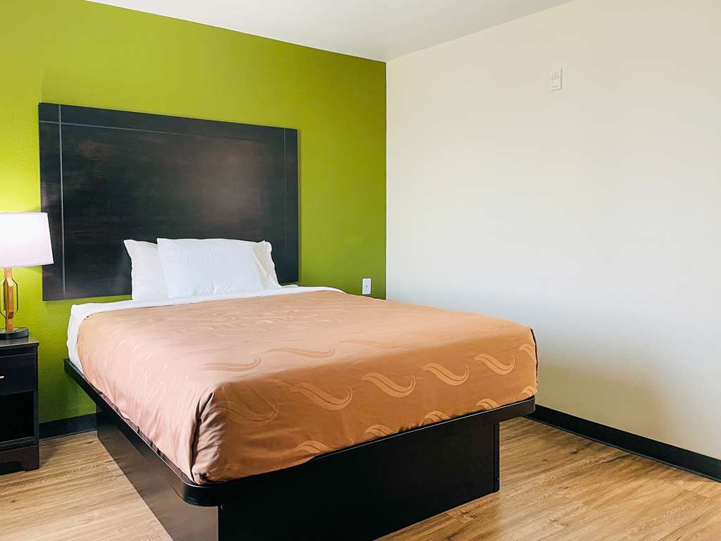 Quality Inn & Suites Lake Charles South - photo 15