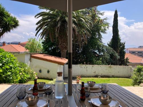 Centrico Con Jardin En Santander in Santander, Spain