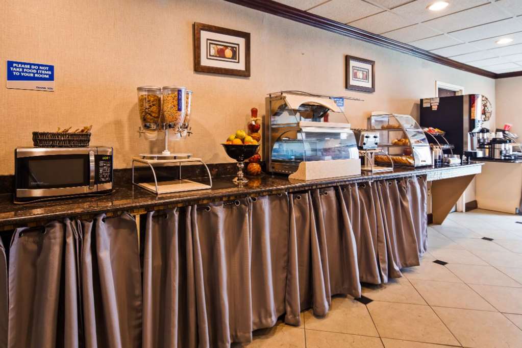 Baymont by Wyndham La Vergne Nashville I 24 East - photo 12