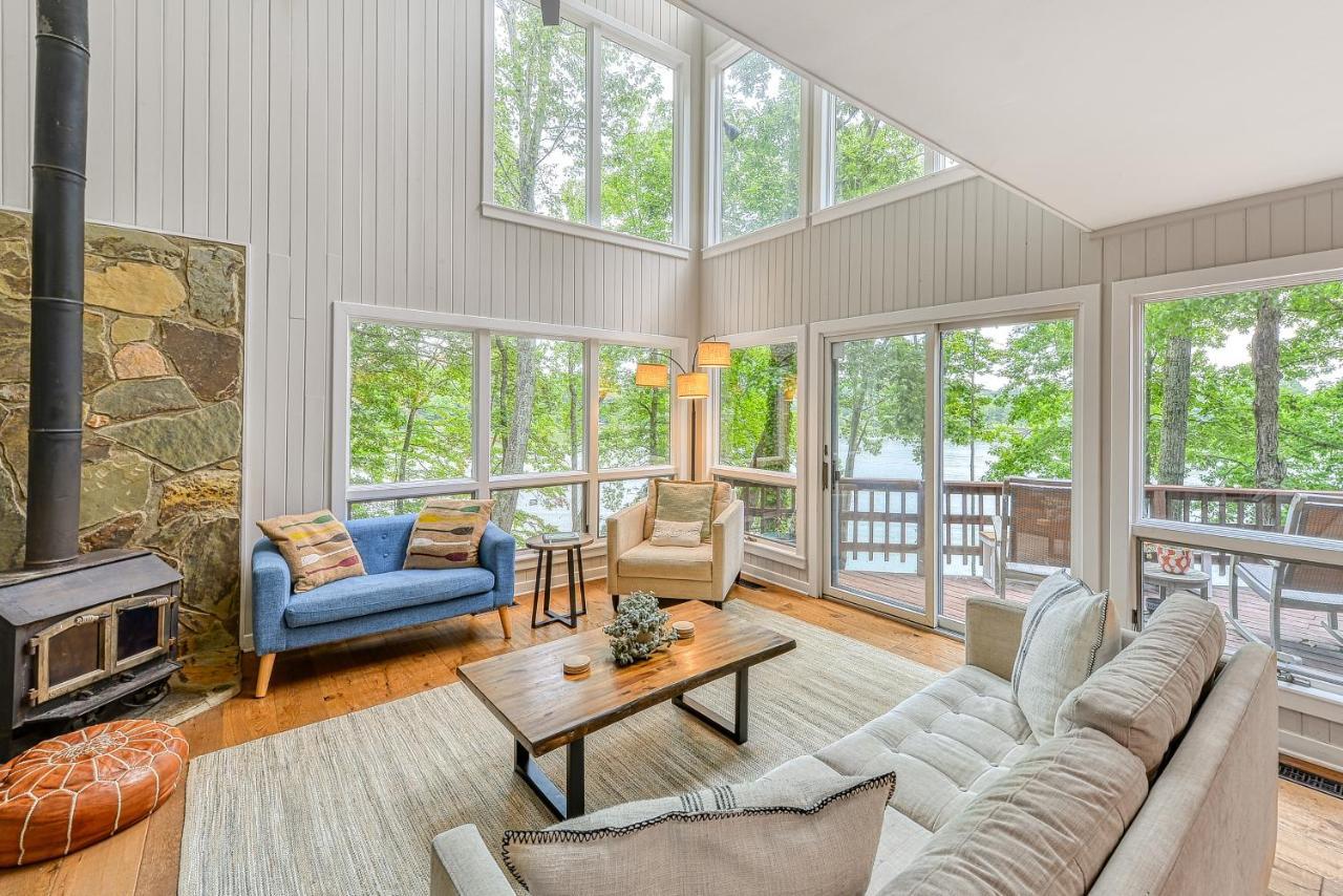 Heron’s Bluff in Orange, United States