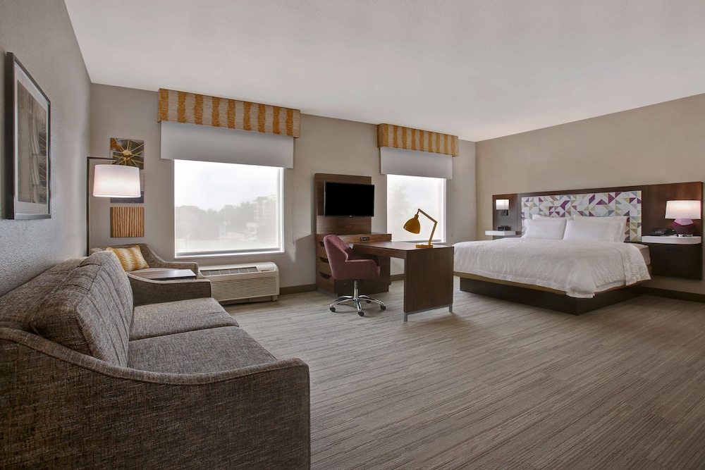 Hampton Inn & Suites Dallas DeSoto - photo 15