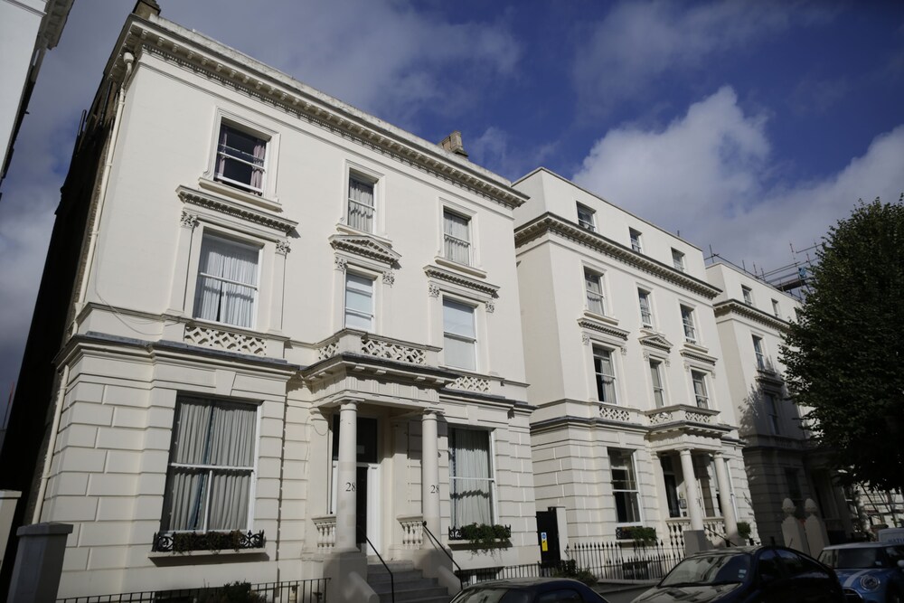 Pembridge Hall - last minute hotel in London