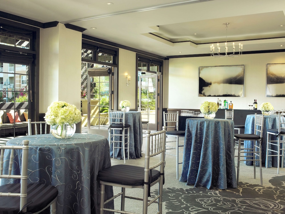 Juniper Hotel Cupertino Curio Collection by Hilton - photo 46