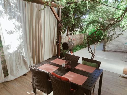 Apartments Emi & Nini — 4-Star Luxury Hotel in Sibenik, Croatia