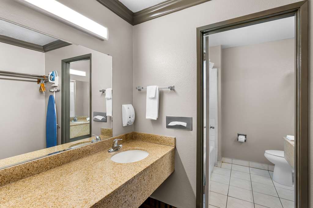 Americas Best Value Inn Vacaville Napa Valley - photo 24