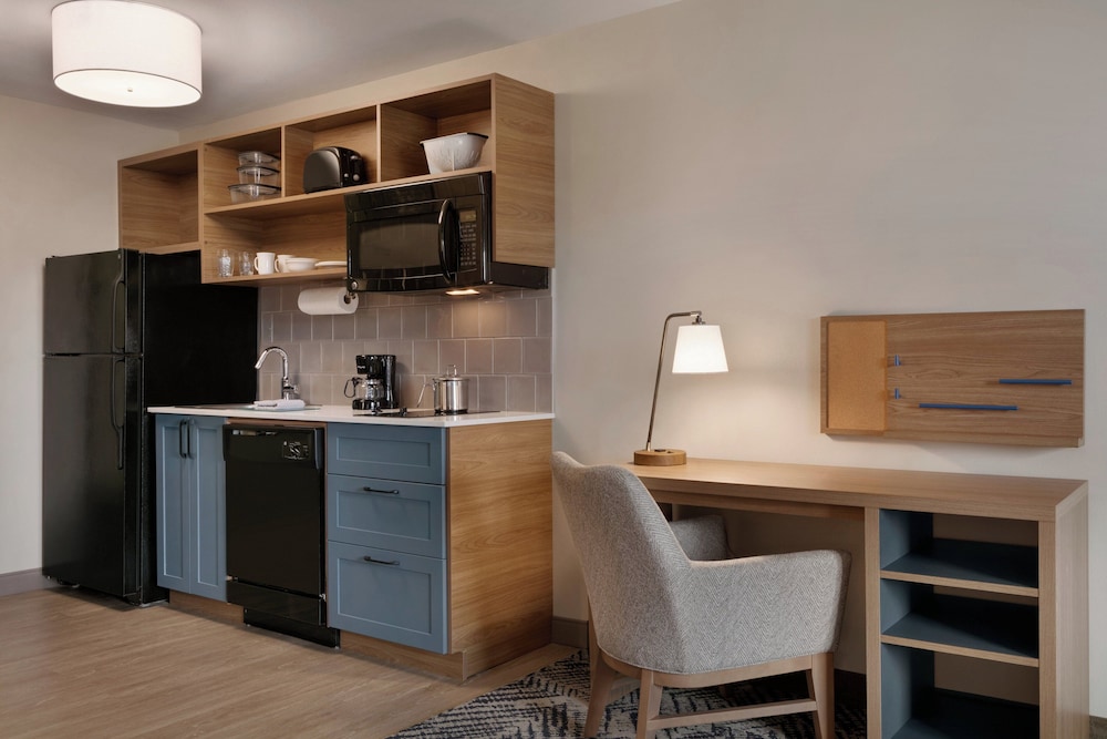 MainStay Suites Frederick - photo 12