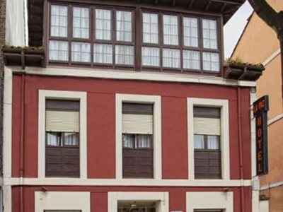 Hotel La Paz — hotel in Yecla