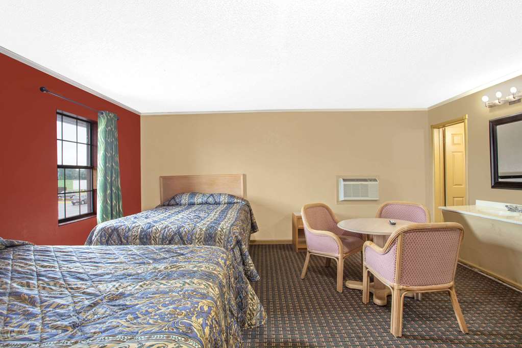 Knights Inn Wildersville - photo 11